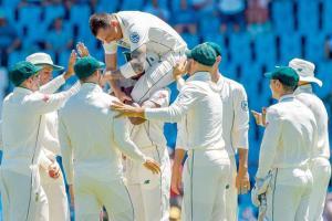 Entire Proteas squad tests negative for COVID ahead of Lanka Tests