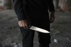 Gondia resident stabs, injures 25-year-old Nagpur woman