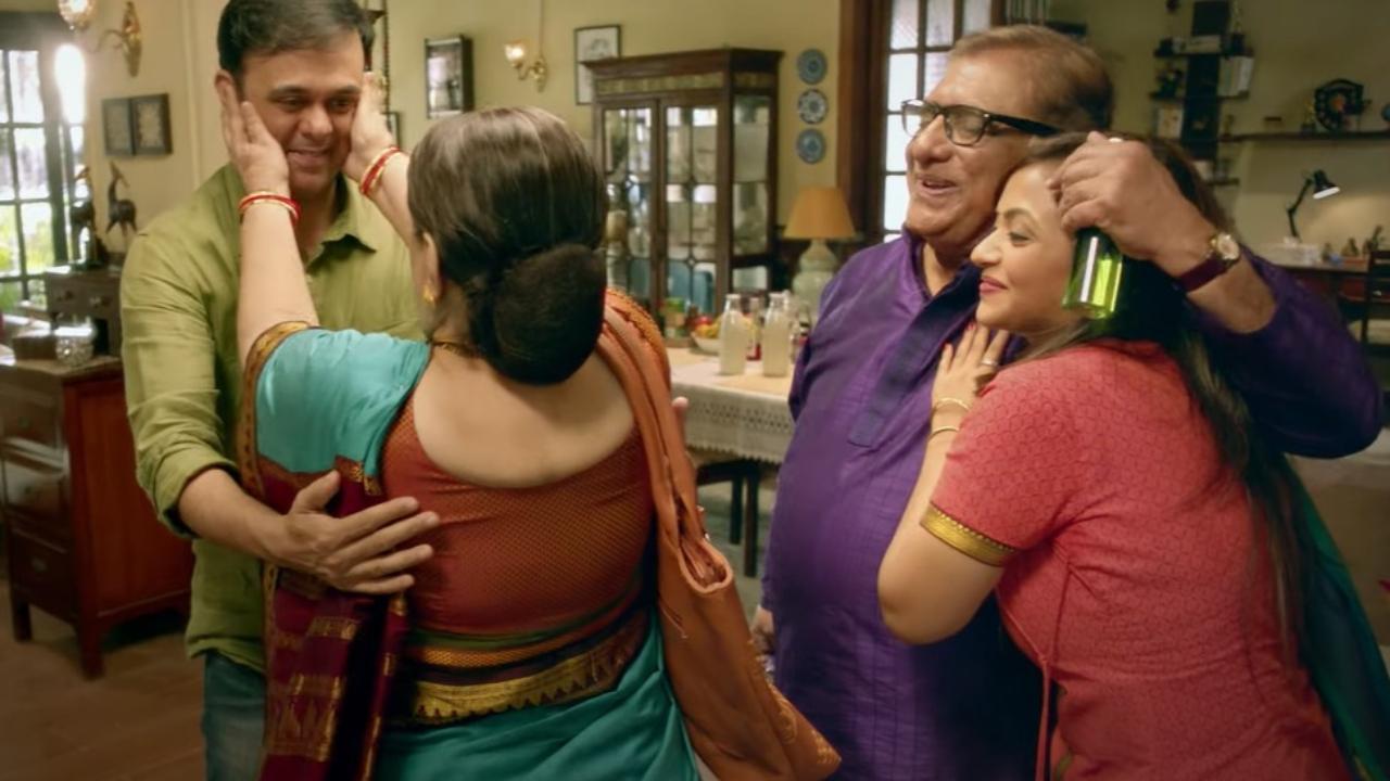Wagle Ki Duniya: Aanjan Srivastava, Sumeet Raghavan welcomes you to their sweet abode this New Year