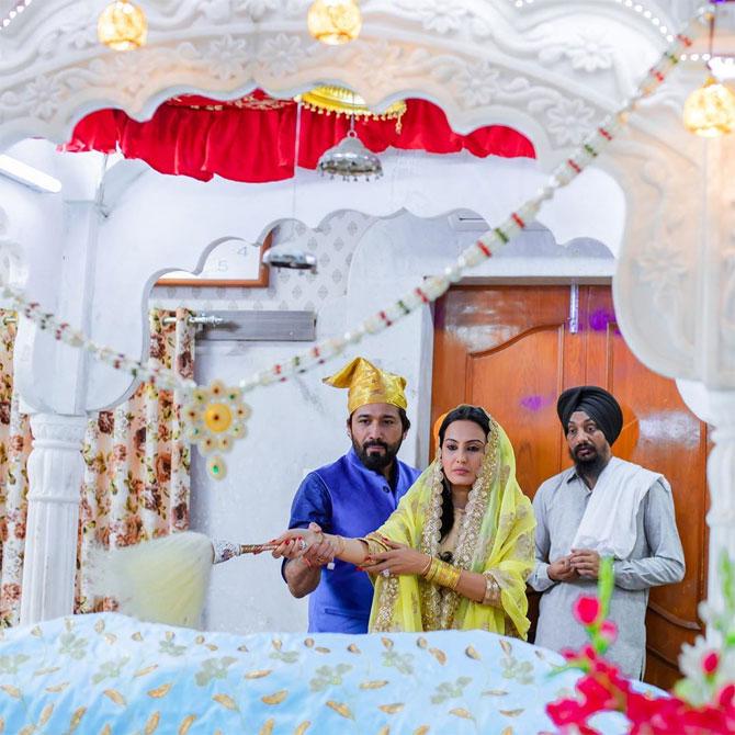 Shalabh Dang is a New Delhi-based healthcare professional. Kamya had contacted Shalabh in February 2019, after a friend told her to consult him about some health woes that the actress was facing. They got chatting and in a month-and-a-half, Shalabh proposed marriage.