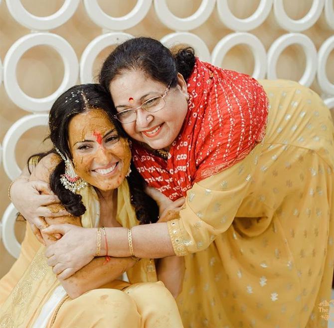 There was a phase in Kamya Panjabi's life when she stopped believing in marriage because of her broken relationships in the past. But Shalabh made her believe in love and the institution of marriage again.