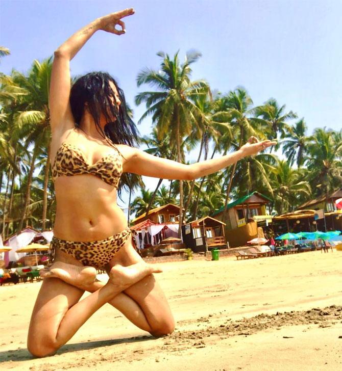 670px x 728px - Kavita Kaushik is a Yogini now and her pictures will blow your mind