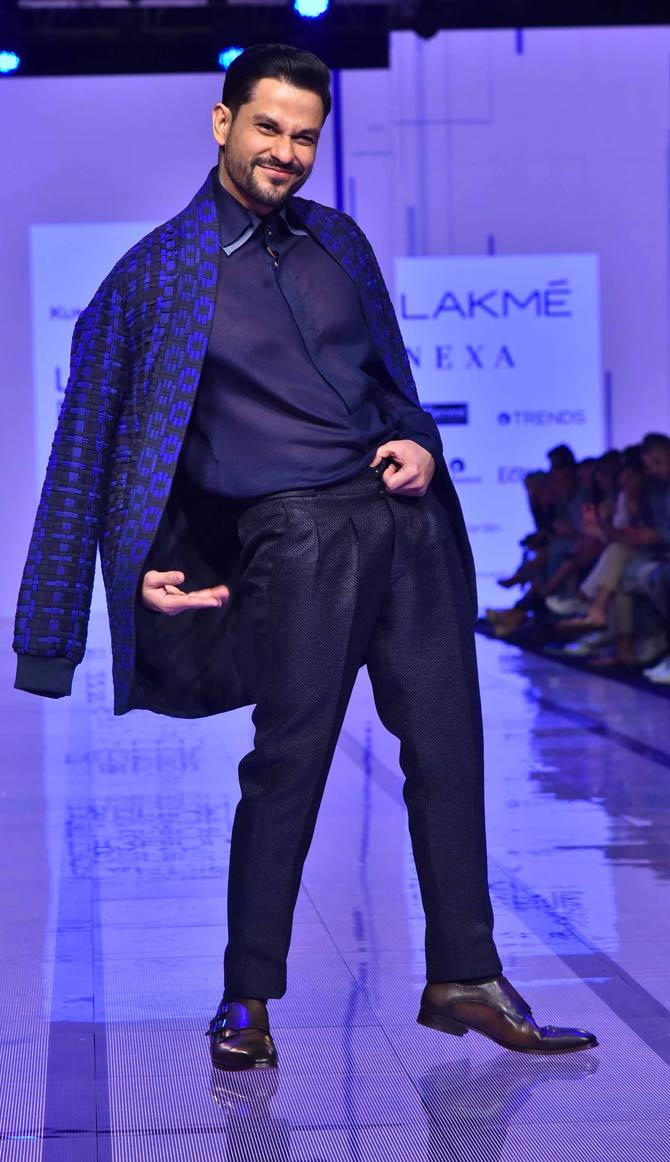 Kunal Kemmu, whose act as a sadistic cop in Malang became a talking point among Bollywood buff, was the show stopper for Kunal Anil Tanna at Lakme Fashion Week Summer/Resort 2020, Day 5.