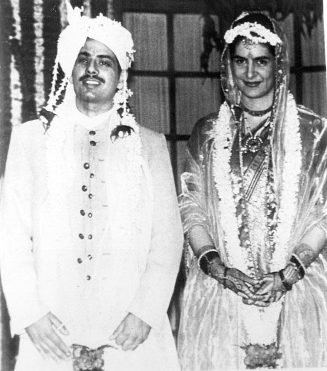 Robert Vadra first met Priyanka Gandhi through his sister Michelle in 1985 when she was just 13 years old. 