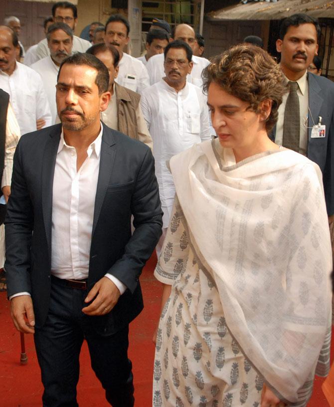 Robert Vadra and Priyanka Gandhi spotted together attending an event