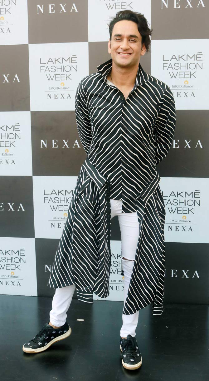 Vikas Gupta attended Kunal Anil Tanna's fashion show at Lakme Fashion Week Summer/Resort 2020, Day 5.
