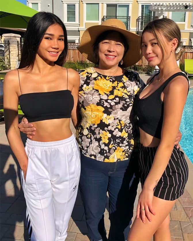 Here, Diaz poses with her mother and daughter Meilani.
