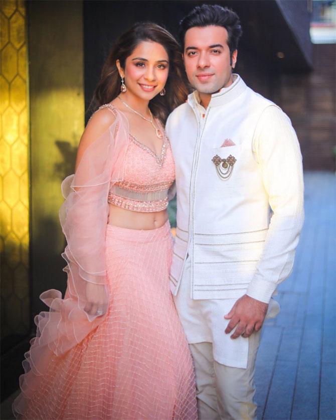 The star couple kick-started their wedding celebrations with a star-studded cocktail night at Estella, Mumbai. Kriti Kharbanda, Sajid Khan, Raveena Tandon, Nushrat Bharucha, Sophie Choudry and Karan Wahi amongst others were present to grace the evening.
