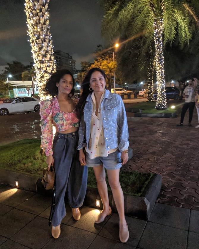 Neena Gupta was in a relationship with former West Indies cricketer Vivian Richards in the 1980s, with whom she has a daughter, ace fashion designer Masaba Gupta. Neena and Richards never got married, and the former decided to raise Masaba single-handedly in India.
Pictured: Neena and Masaba Gupta
