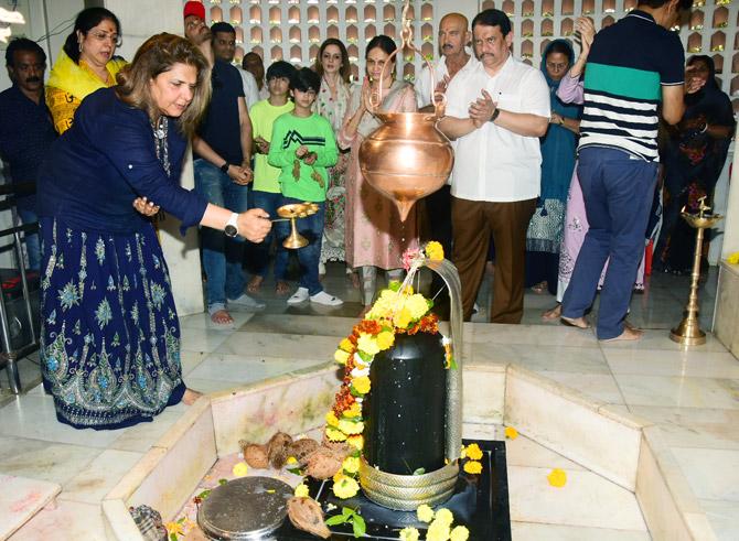 On the work front, Hrithik was last seen in the actioner War, directed by Siddharth Anand. It also featured Tiger Shroff and Vaani Kapoor. The film became a critical and commercial success. Before this, he was seen in Super 30, which was also a super hit. The actor is yet to make the big announcement about his next movie