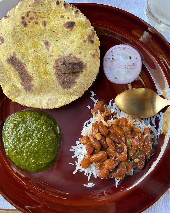Masaba, who loves Indian food to the core also said that she went home happy with her stomach full and smacking her lips. In the picture, makke ki roti and saag that Masaba enjoyed in Rishikesh







