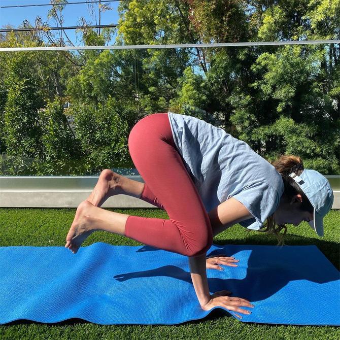 Ananya Birla loves to stay fit and healthy. The 25-year-old singing sensation swears by yoga, swimming, adventure sports among others to stay fit, physically and mentally. Ananya loves yoga. The Birla scion shared this picture with her fans where she can be seen acing the Bakasana pose that helps to strengthen one's wrists, arms, abdomen, and shoulders. From the comfort of her home to scenic beaches, Ananya makes sure she performs Yoga wherever she goes.
