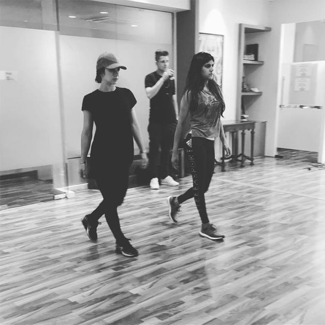Dance is an integral and inseparable part of singer and musician Ananya Birla. Every now and then, the Unstoppable singer can be seen enthralling her audiences with her rocking performance not only with her mic but also with her dance moves.
In photo: Ananya Birla caught in a candid moment during her dance rehearsal for one of her concerts.







