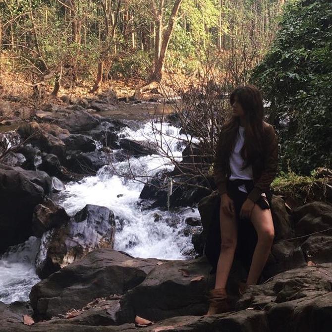 Ananya shared this stunning picture from one of her travel diaries where she had gone trekking amidst nature. In the picture, Ananya can be seen posing against the backdrop of a scenic waterfall. While sharing this sweet picture, Ananya wrote: Just before I tripped!


