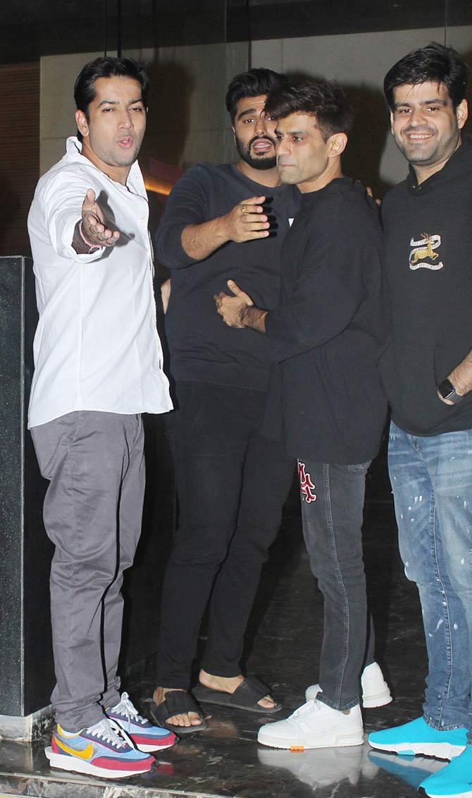 Juno Chopra, Abhay Chopra, Rohit Dhawan and Arjun Kapoor were snapped having a conversation as they enter the birthday celebration.