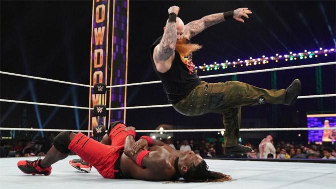 Eric Rowan dominated R-Truth but the latter still managed to pull off a victory which took it to 3-0