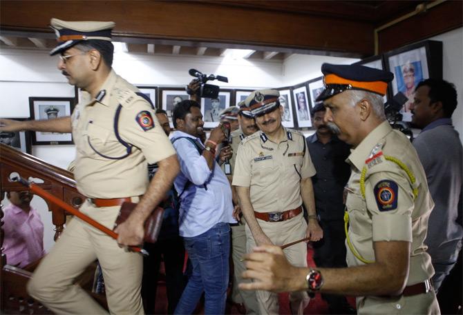 Parambir Singh was serving as the Director-General (DG) of the Maharashtra Anti Corruption Bureau (ACB) when his appointment was announced.  Earlier in the day, departing Police Commissioner Sanjay Barve was given a rousing farewell reception by the city’s police force at the Naigaon Police headquarters in Dadar.