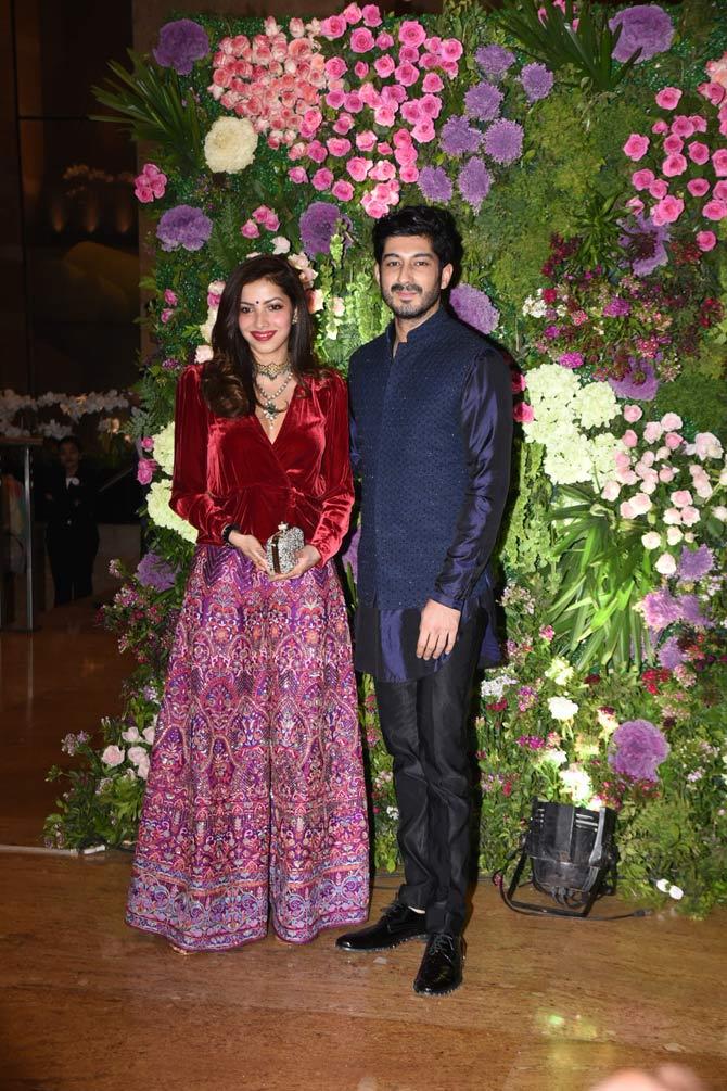 Mohit Marwah attended the reception with wife Antara Motiwala. While Mohit opted for a suit, Antara stunned in a velvet blouse with a pink embellished lehenga at the ceremony.