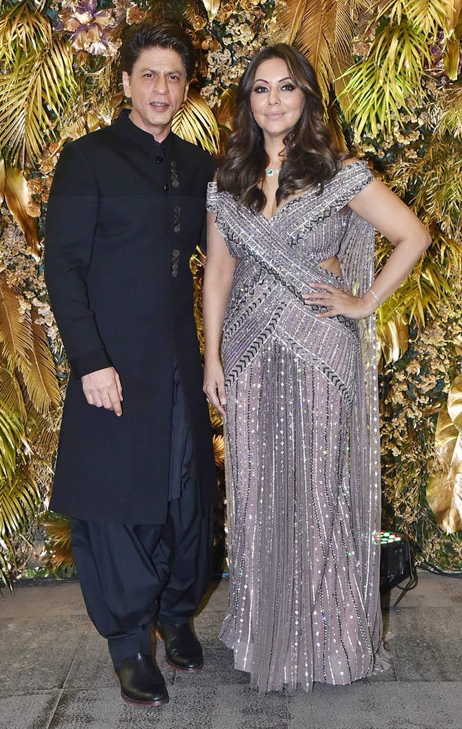 Ranbir Alia SRK Gauri Malaika Arjun at Armaan Jain s wedding party