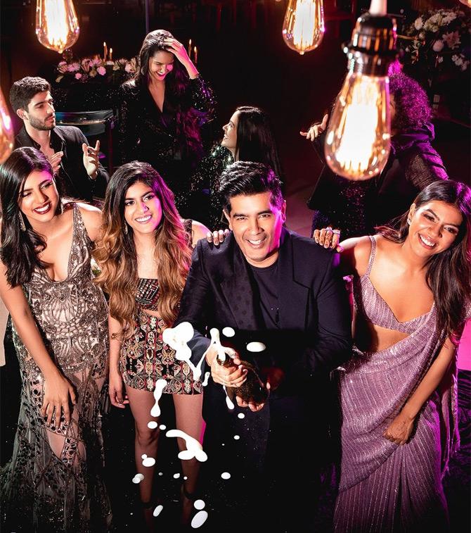 Music sensation Ananya Birla, who has been making waves with her chic, glam and fabulous fashion choices was recently snapped partying with fashion designer Manish Malhotra. The latter had organised a grand bash to celebrate the new collection of his Haute Couture Makeup which was graced by Ananya Birla, Anjali Lama, Tahira Kashyap among others