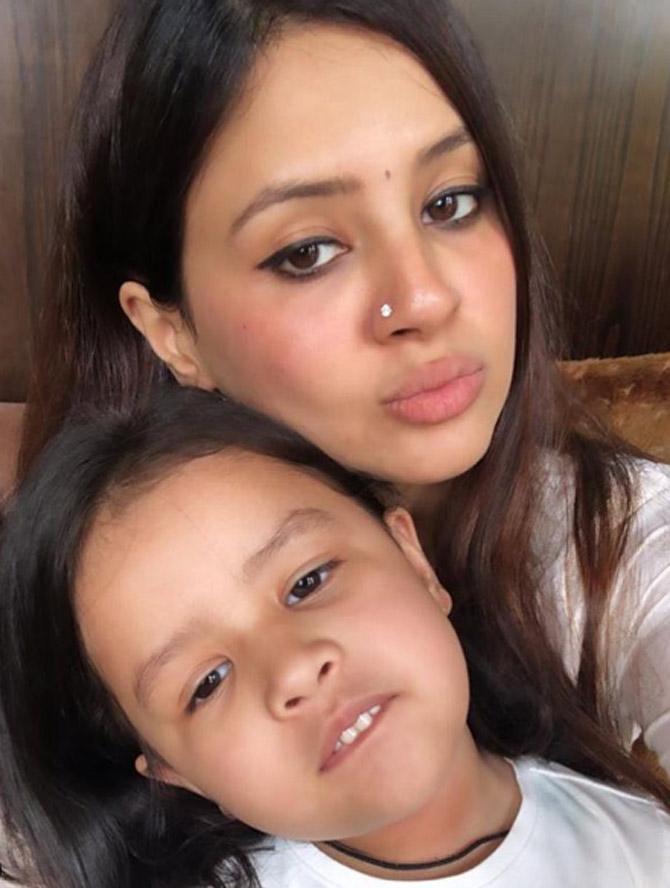 Sakshi Dhoni shared this adorable selfie with Ziva as you can see the mom pouting away. She captioned it as, 'My fav'