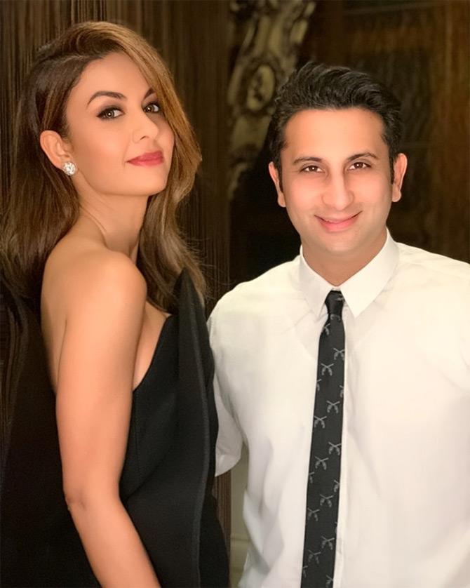 Natasha Poonawalla and Adar Poonawalla
Natasha Poonawala met her husband Adar Poonawala at a New Year Party in Goa. Adar Poonawala and Natasha Poonawala got married on December 15, 2006, at the Poonawala stud farm. The couple has two children Cyrus who was born in 2009 and Darius who was born in 2015.