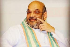 Shiv Sena questions absence of Amit Shah during Delhi violence