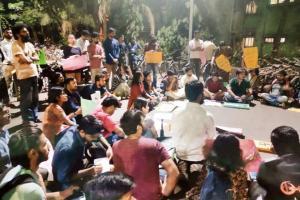 IIT-Bombay, TISS take on Delhi violence in a peaceful manner