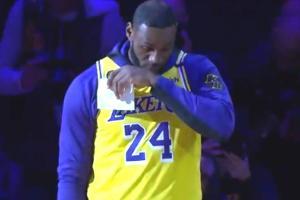 LeBron James gives heartfelt tribute to Kobe Bryant in pre-game ceremony