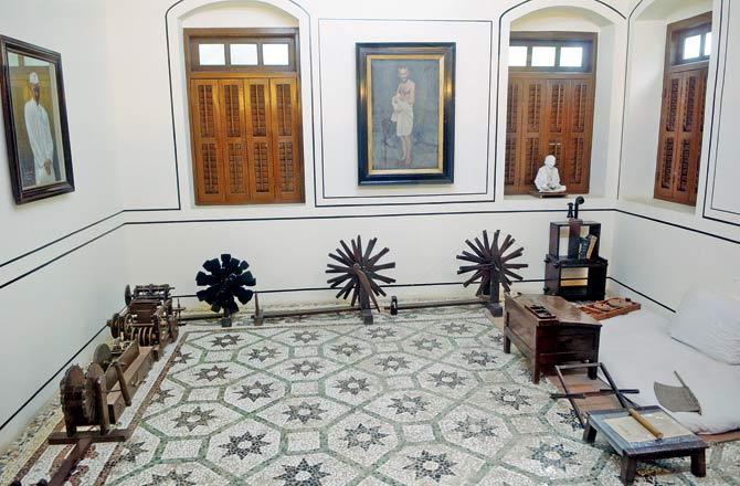 The 110-year-old Mani Bhavan has surface cracks and fissures too
