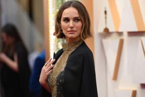 Oscars 2020: Natalie's cape has names of snubbed female directors
