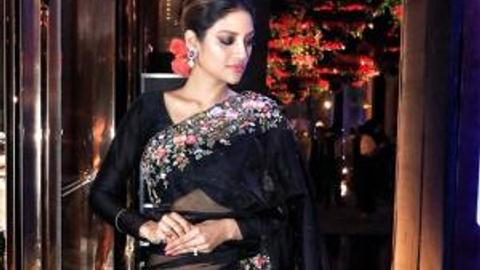 Nusrat Jahan Sex Video - Nusrat Jahan looks resplendent in a black net saree in her latest post