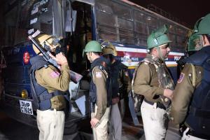 HC tells Delhi Police to ensure safe passage, treatment of injured