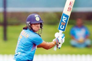 India eves eye T20I tri-series honours in final against Australia