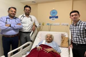 83-year-old woman having heart attack treated with TAVR procedure