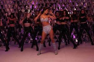 Is Disha Patani the hottest actress in Bollywood right now?