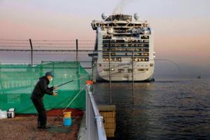 Japan cruise virus cases jump to 218 as elderly offered escape