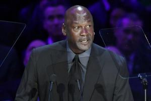 Tearful Michael Jordan commemorates 'little brother' Kobe Bryant