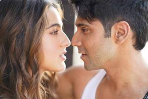 Coolie No. 1: And it's a wrap for Varun Dhawan and Sara Ali Khan!