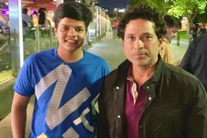 Indian cricketer Shafali's fangirl moment with Sachin in Melbourne