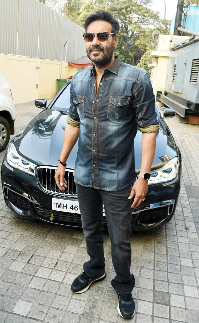 Ajay Devgn hosted a special screening of his film Tanhaji: The Unsung Warrior at a preview theatre in Juhu for his family and close friends. The film is based on the life of brave Maratha leader Tanaji Malusare, which has Ajay Devgn in the title role. All pictures/Yogen Shah