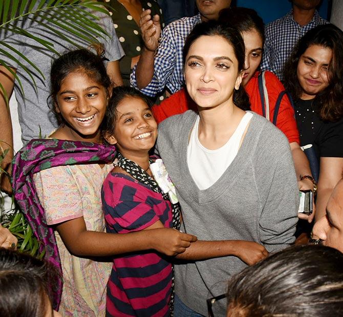 The film is directed by Meghna Gulzar and also stars Vikrant Messey in pivotal roles. Chhapaak opened up to a positive response from the critics, but its box office response has been lukewarm.
In picture: Deepika Padukone with her fans outside the Bandra eatery.