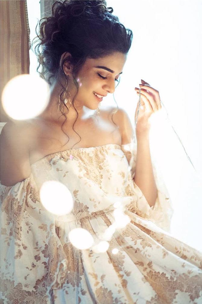 Mithila Palkar, who rose to fame with the popular YouTube video 'The Cup Song,' released in 2016, has become a household name. Though she made her acting debut in 2014 with a Marathi short film 'Majha Honeymoon,' her first Bollywood role as Kangana Ranaut's sister in Katti Batti didn't go unnoticed. Her journey from being a YouTuber to now an actress has been quite the adventure. (All pictures/Mithila Palkar's Instagram account)