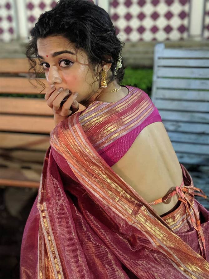 One of these is a web series called Little Things alongside Sehgal since 2017, which achieved a lot of popularity. For the unversed, it was also published as a book by Penguin Random House. Netflix purchased the franchise of Little Things in 2018 and its second season premiered on Netflix on October 5, 2018. The third season of Little Things premiered on November 9, 2019.