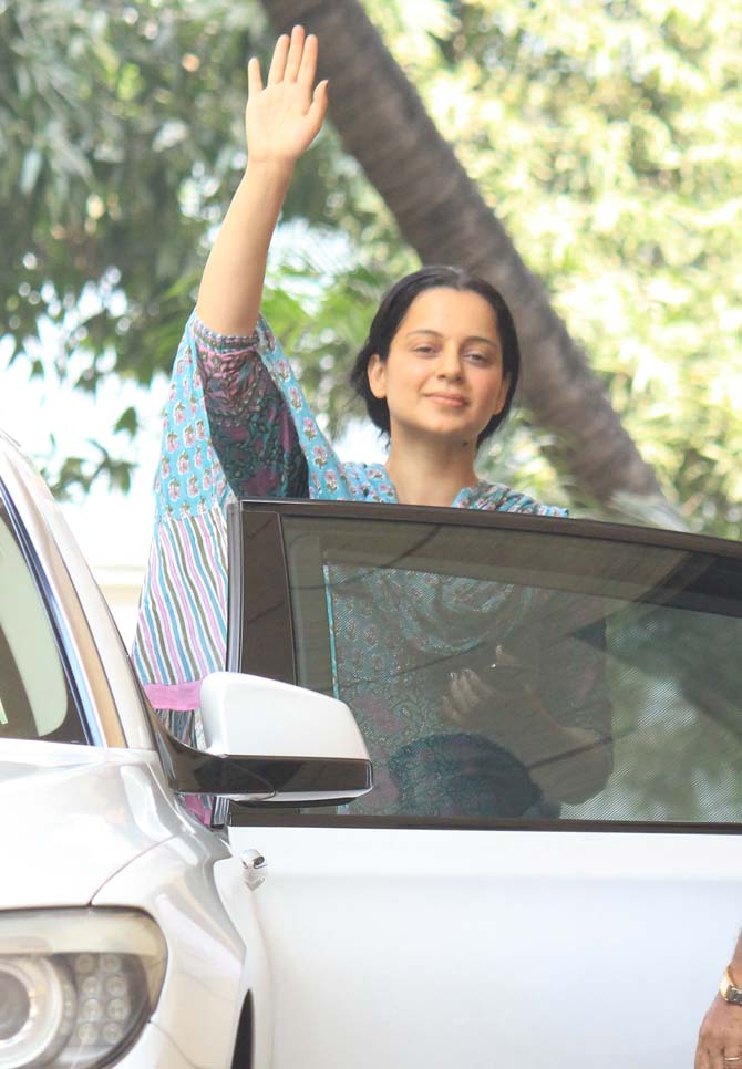 Kangana Ranaut was clicked waving the photographers after attending her dance classes. Hey, doesn't her look reminds of us of her upcoming film, Thalaivi? Last month, she had released the poster of J Jayalalithaa's biopic in which she could be seen waving to the massive crowd. Guess, she is yet to come out of her role.