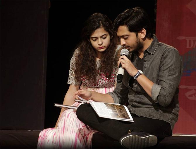 Her out and out Marathi debut was Muramba, opposite Ameya Wagh, which also starred Sachin Khedekar and Chinmayi Sumit. Directed by debutante Varun Narvekar, the film garnered a lot of appreciation for its quirky storyline and impeccable performances.
In picture: Amey Wagh and Mithila Palkar during a stage performance.