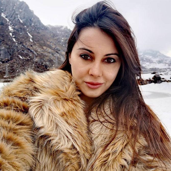 Minissha Lamba was born to a Punjabi family in Delhi on January 18, 1985. She had moved to Jammu for some time but completed her studies from Delhi itself. Minissha dreamt to become a journalist, as a kid. The actress said, 