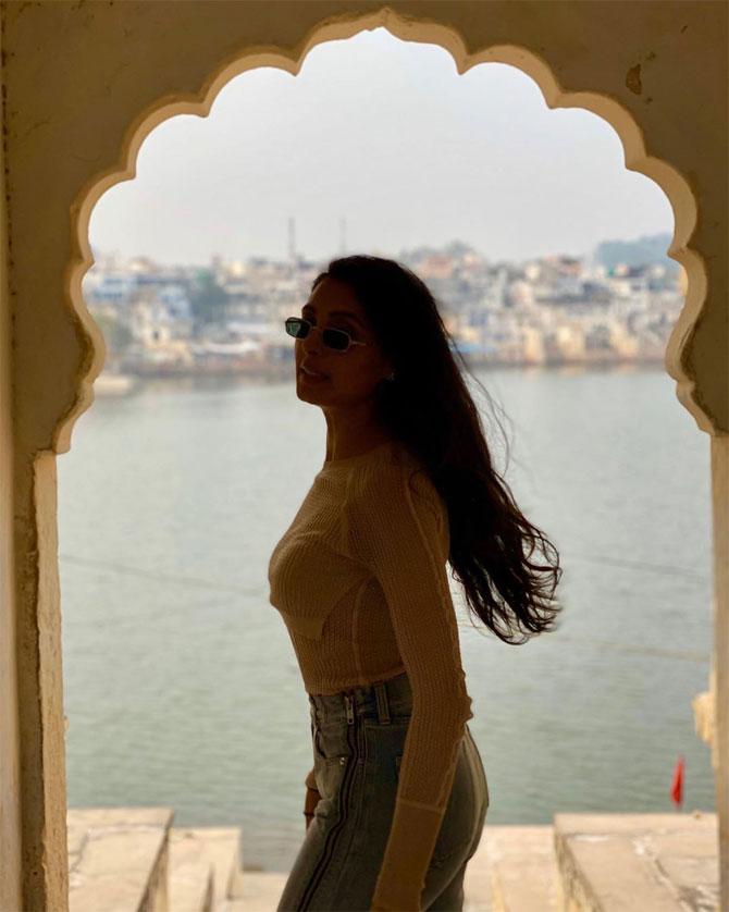 Qureshi also showcases her travels to places where she organises shows for her e-commercial website, Pernia's pop-up shop. In this picture, she is seen giving wanderlust at a palace in Pushkar, Rajasthan.