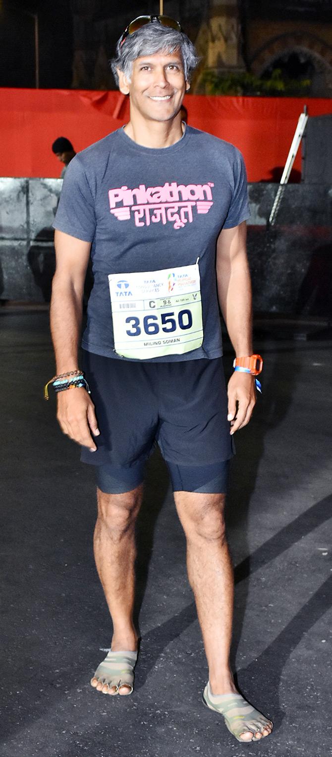 Indian supermodel and fitness icon Milind Soman was snapped at the 17th edition of the Mumbai Marathon. The Pinkathon ambassador was sporting a bib and was all set to run the marathon barefoot