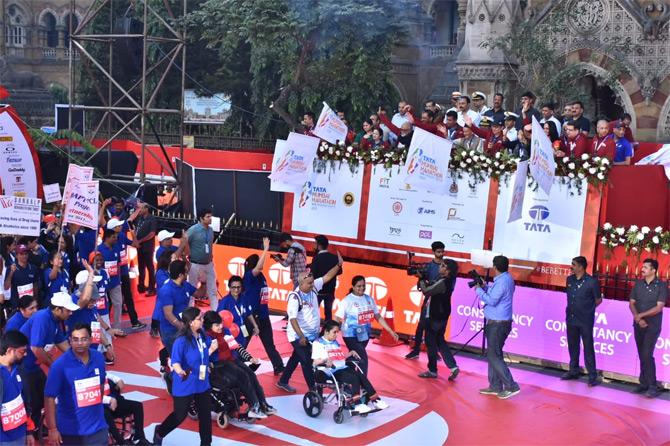 Every year, the Mumbai Marathon is held on the third Sunday of January. The event which began in 2004 has attracted people from different walks of life, including celebrities, businessmen and movie stars taking to the streets of Mumbai to participate in the marquee race